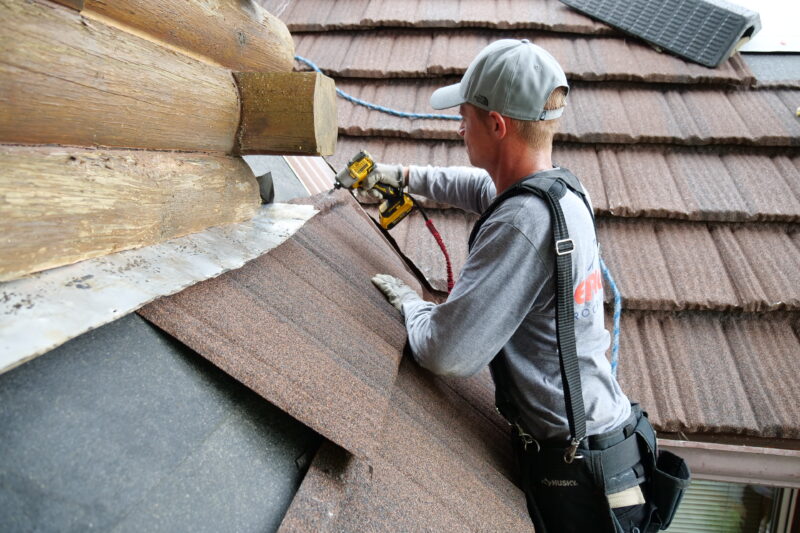 metal roof installation