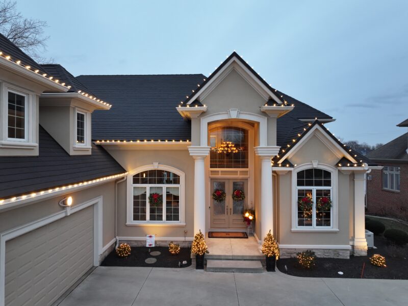 windows on a home in the winter